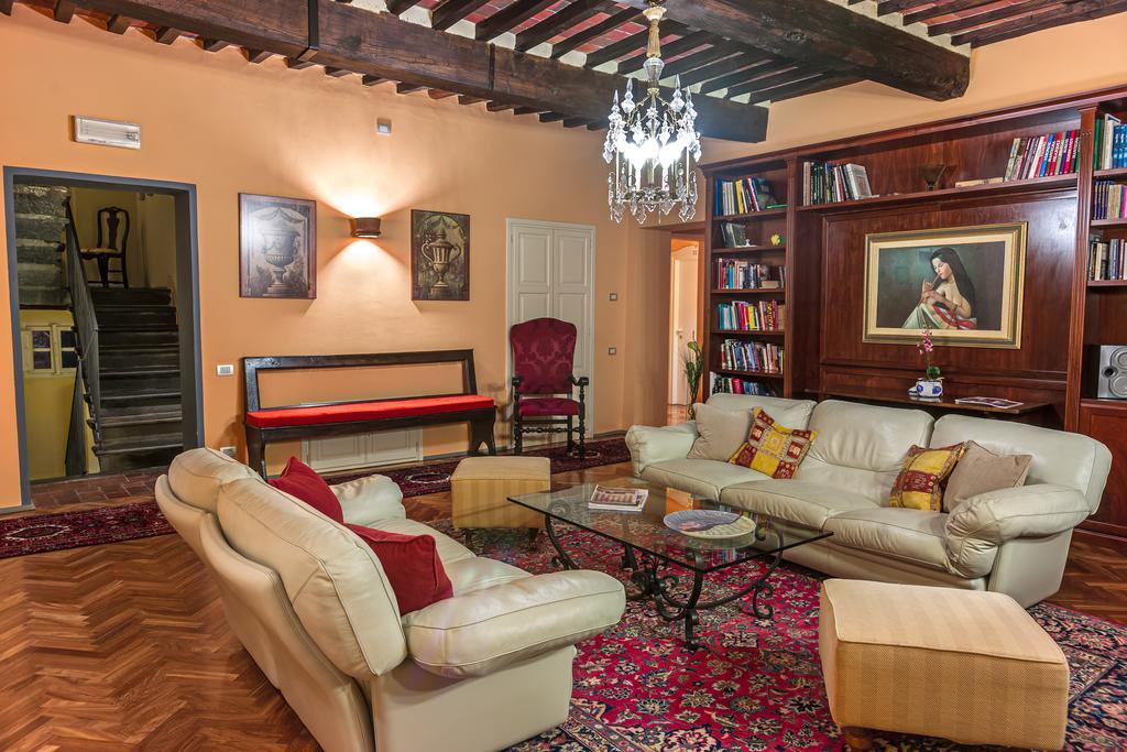 Hotel Villa Volpi Lucca Buitenkant foto