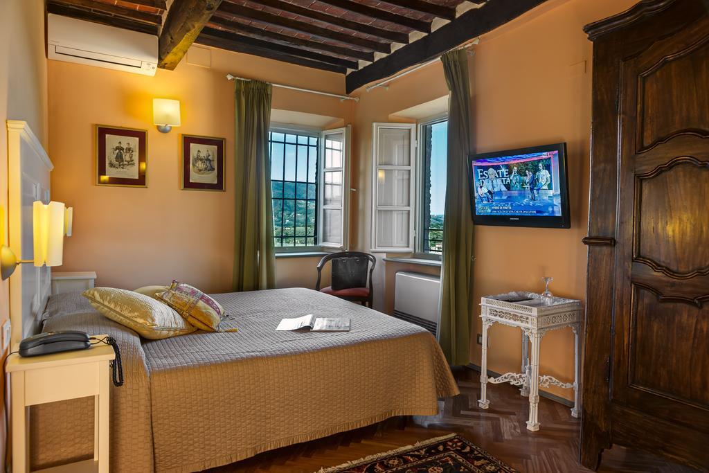 Hotel Villa Volpi Lucca Buitenkant foto
