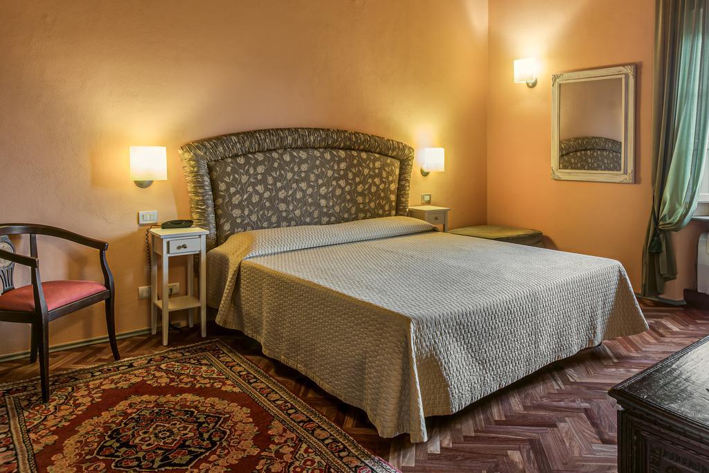 Hotel Villa Volpi Lucca Buitenkant foto